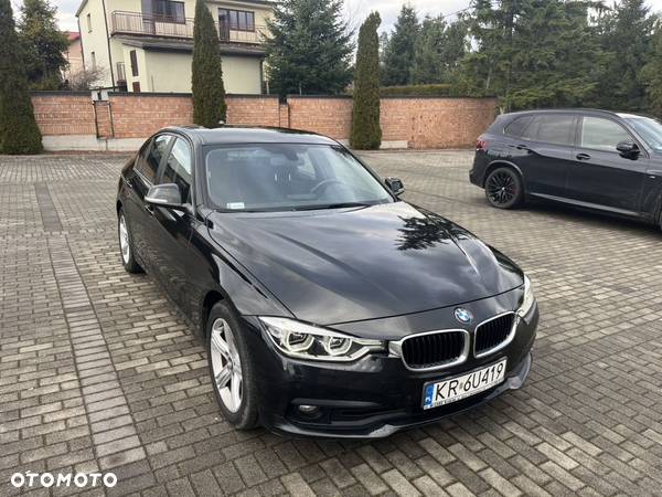 BMW Seria 3 318i GPF Advantage - 1