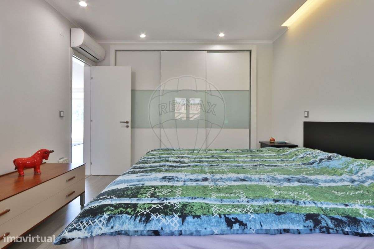 Moradia T4 para venda-13