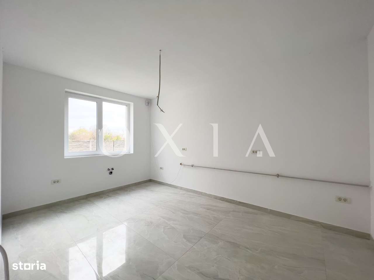 AX671 Chisoda, Finisat La Cheie, Asfalt - Imagine principală: 5/20