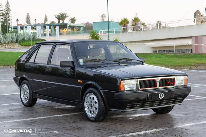 Lancia Delta 1.6 HF Turbo - 3