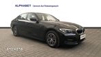 BMW Seria 3 318d - 8