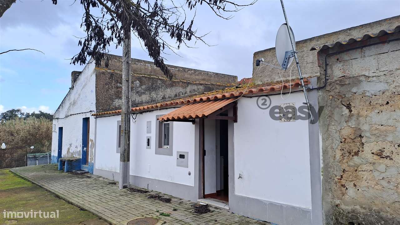 Moradia T1 + 1, Mobilada, Equipada e Terreno - Grande imagem: 5/34