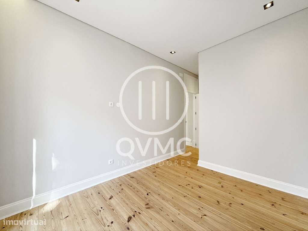 T3 totalmente renovado - Av Almirante Reis-30