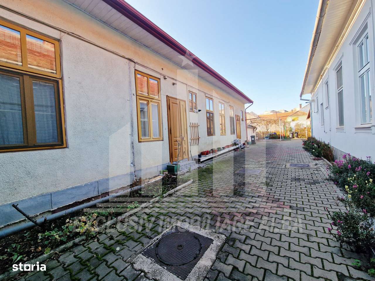 Casa pozitie ultracentrla in Alba Iulia-1