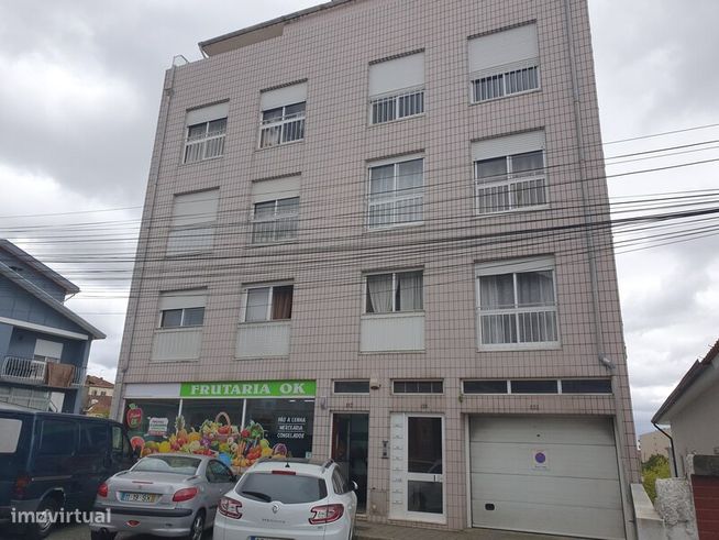 Apartamento T4 em Jovim - Gondomar - Excelentes áreas-0