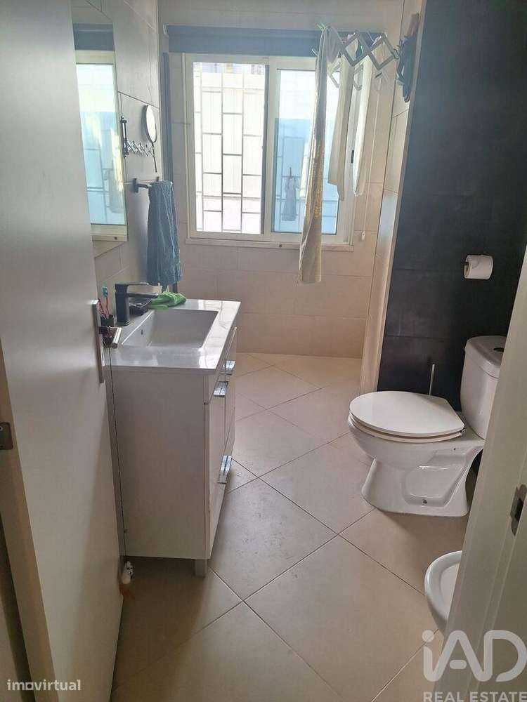 Apartamento T2 em Laranjeiro e Feijó de 72,00 m2 - Grande imagem: 5/15