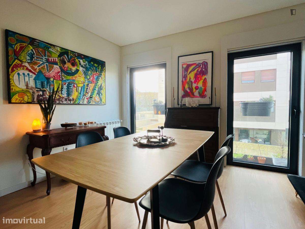 Apartamento com 1 quartos - localizado em Ramalde Porto - Grande imagem: 4/30