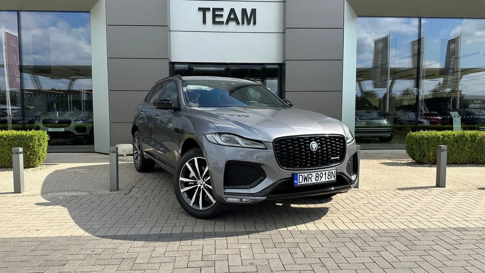 Jaguar F-Pace 2.0 Benzyna 249 KM — zdjęcie 1