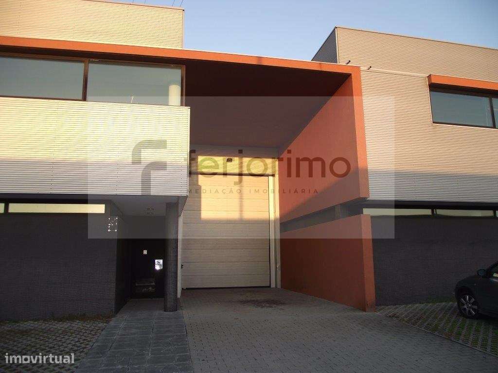 Pavilhão arrendar - Grande imagem: 1/18