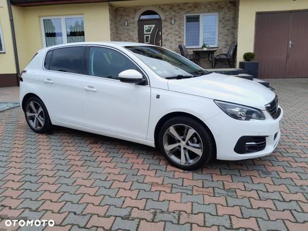 Peugeot 308 1.2 PureTech Allure S&S - 11