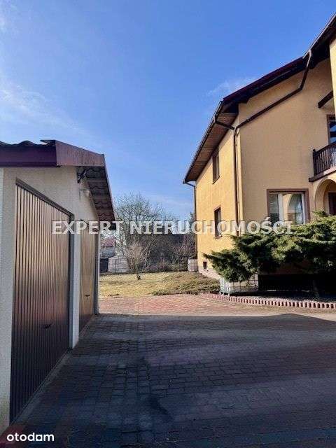 Duży Dom 315 m2 Z Trzema Garażami, Działka 1549 m2-11