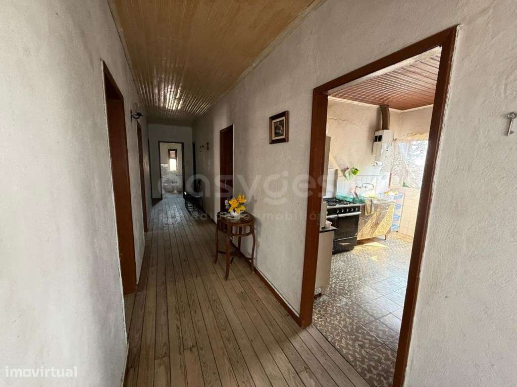 Excelente Moradia com anexo e terreno em Urros - Torre de Moncorvo - Grande imagem: 5/21