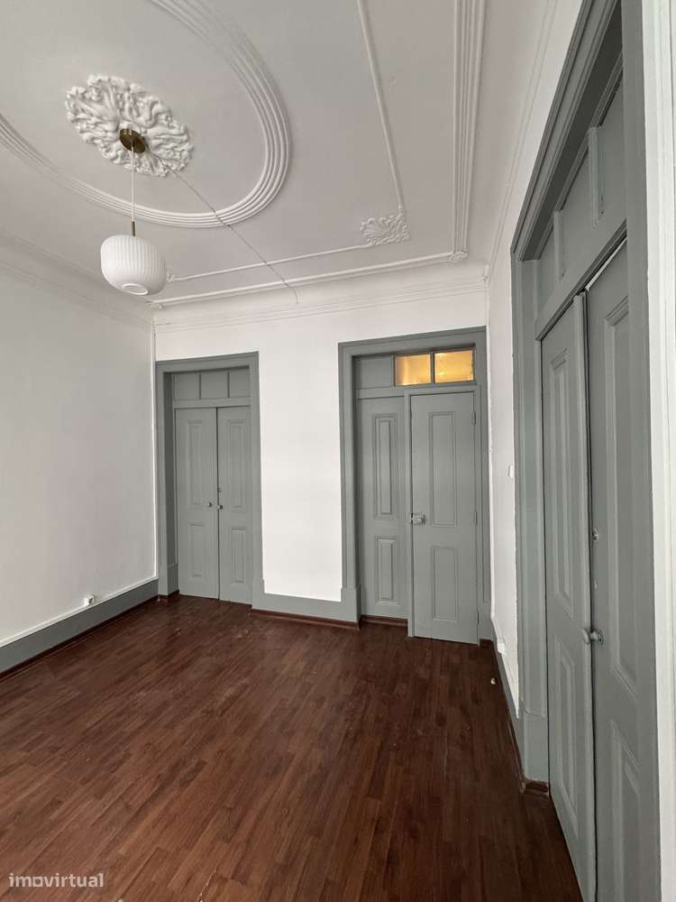 Apartamento T3 Junto ao Marquês e Saldanha - Grande imagem: 2/25