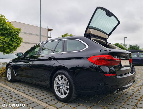 BMW Seria 5 520d Luxury Line - 22