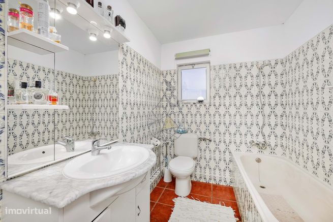 Penthouse T2 com terraço e vista panorâmica na Pedra Mourinha em Porti-24
