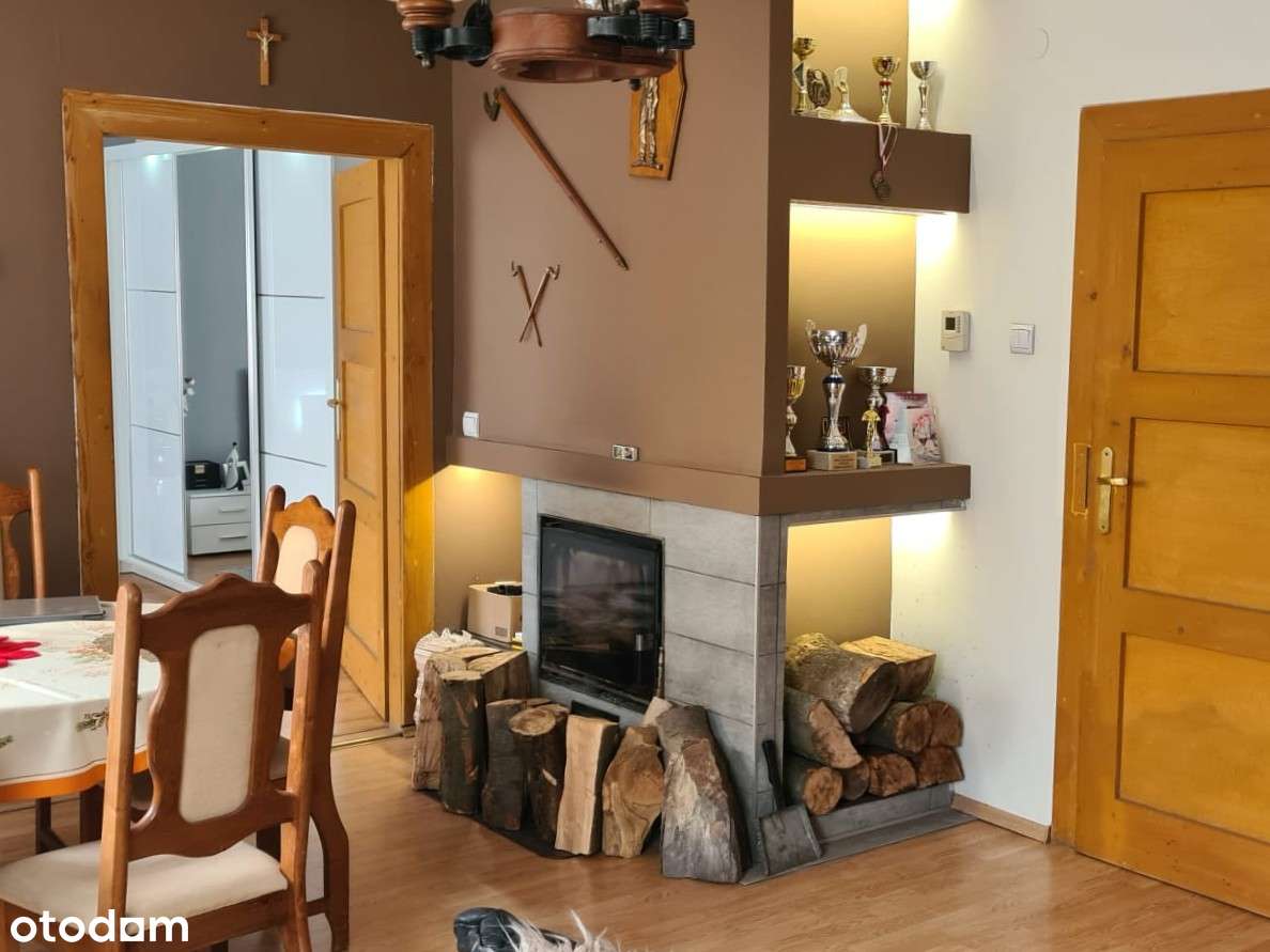 trzy pokojowe mieszkanie z ogródkiem przy parku-0