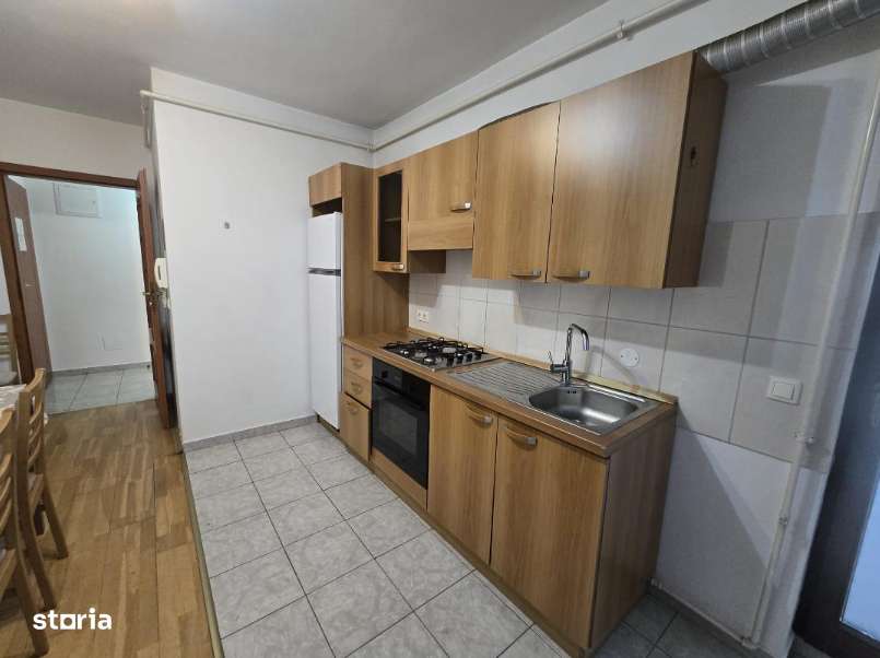 De vanzare Apartament 3 camere, zona Cetate-Piata Bloc Nou. - Imagine principală: 2/6