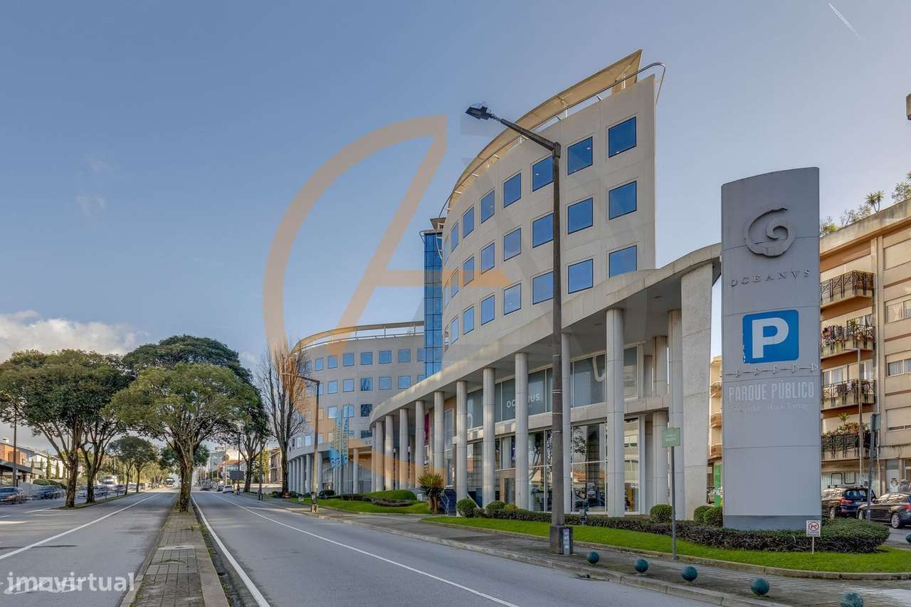 Espaço Comercial | Av. da Boavista - Grande imagem: 3/28