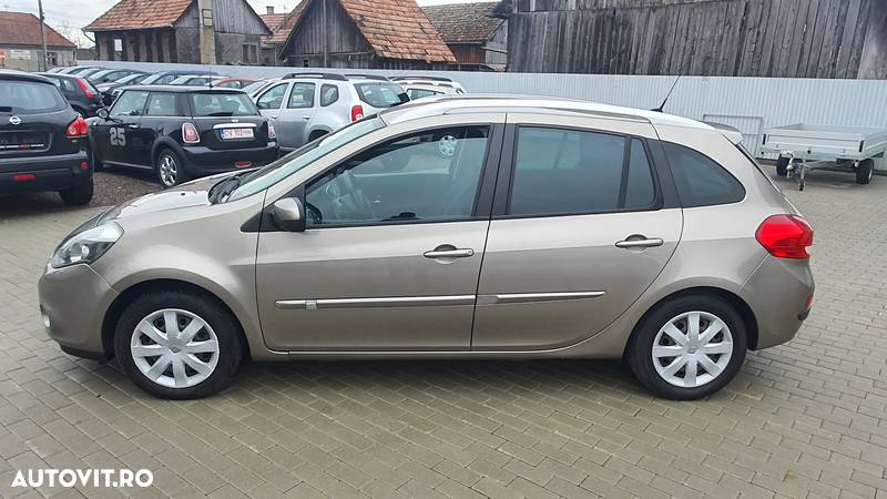 Renault Clio 1.5 dCi 90 FAP Grandtour Dynamique - 15