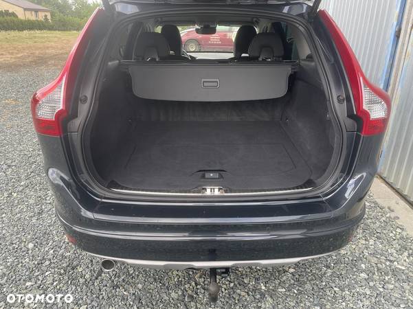 Volvo XC 60 - 8