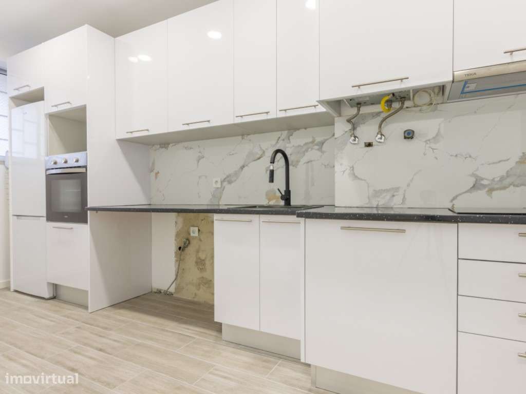Apartamento T1 renovado | Amora-Seixal | Vista desafogada - Grande imagem: 5/15