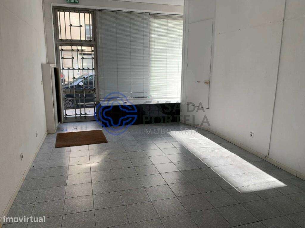 Venda de 2 Lojas/Comércio - Porto - Grande imagem: 4/16