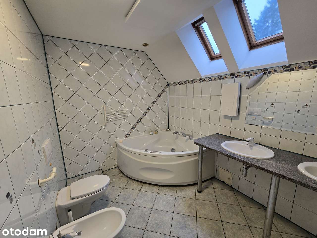 Przestronny dom 245 m² , garaż, osobny gabinet,sauna-14