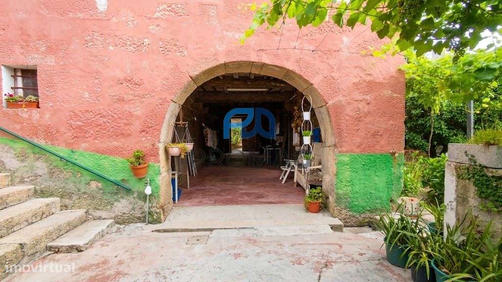 Quinta T6 em São Martinho de Mouros-5