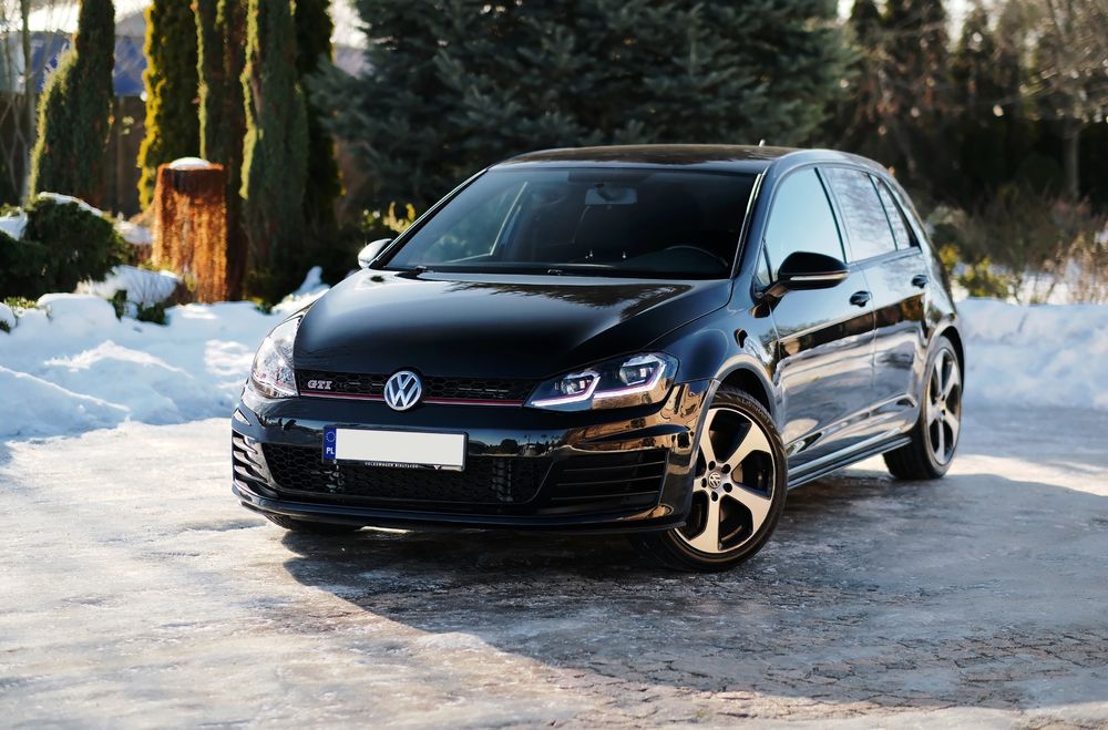 Volkswagen Golf VII GTI Performance BlueMotion Technology DSG 2015