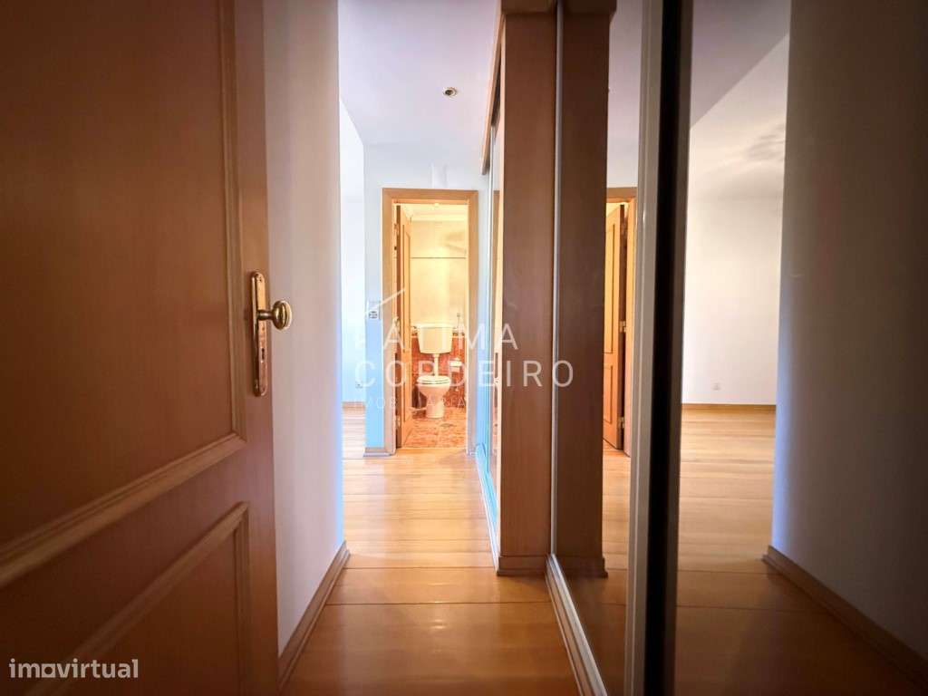 T3 inserido em prédio com 2 elevadores e duas entradas Feijó-12