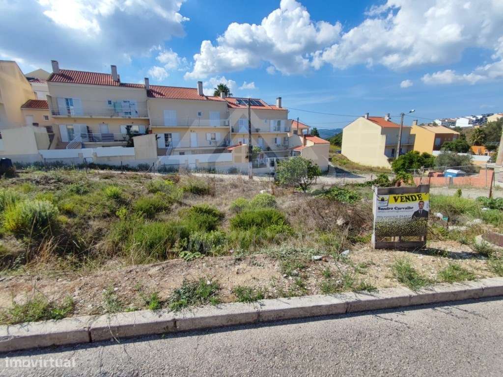 Terreno urbano no Bairro do Serro Picão, São João da Talha-14