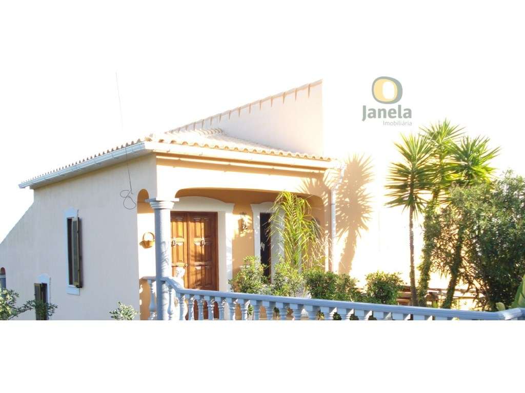 Maravilhosa moradia com vista mar - Grande imagem: 4/27