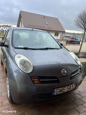 Nissan Micra - 1