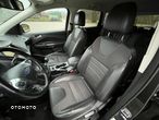 Ford Kuga 2.0 TDCi 2x4 Titanium - 10