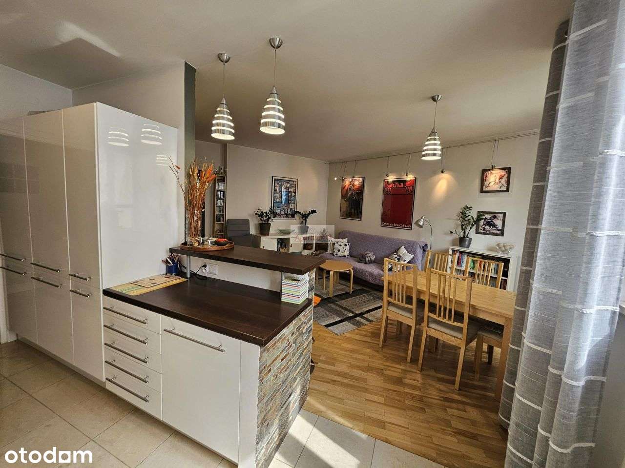 Belgradzka 10, ciche, dwustronne, garaż-1