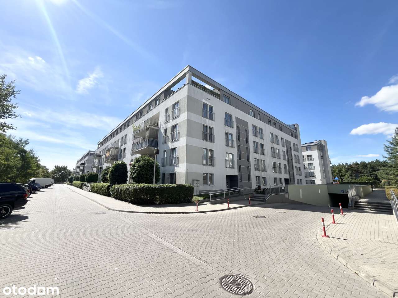 REZERWACJA! Po Odświeżeniu! Ogródek! Przestronne! Garaż!-13