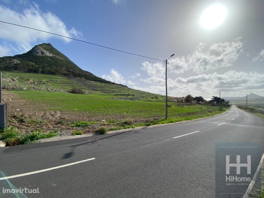 Lote de Terreno com 5.560 m2 na Ilha do Porto Santo