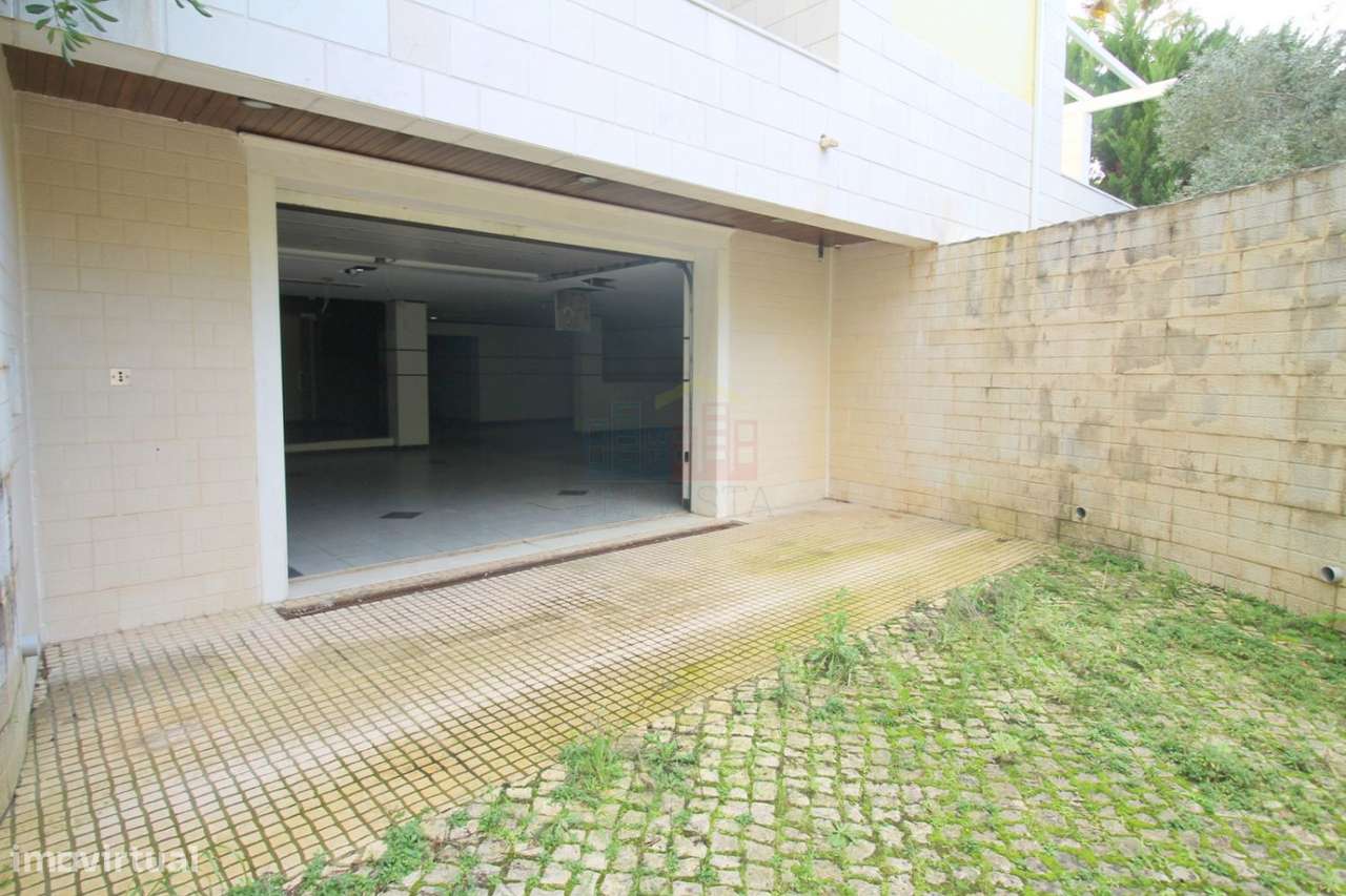Vivenda de Luxo com Piscina Belas-31