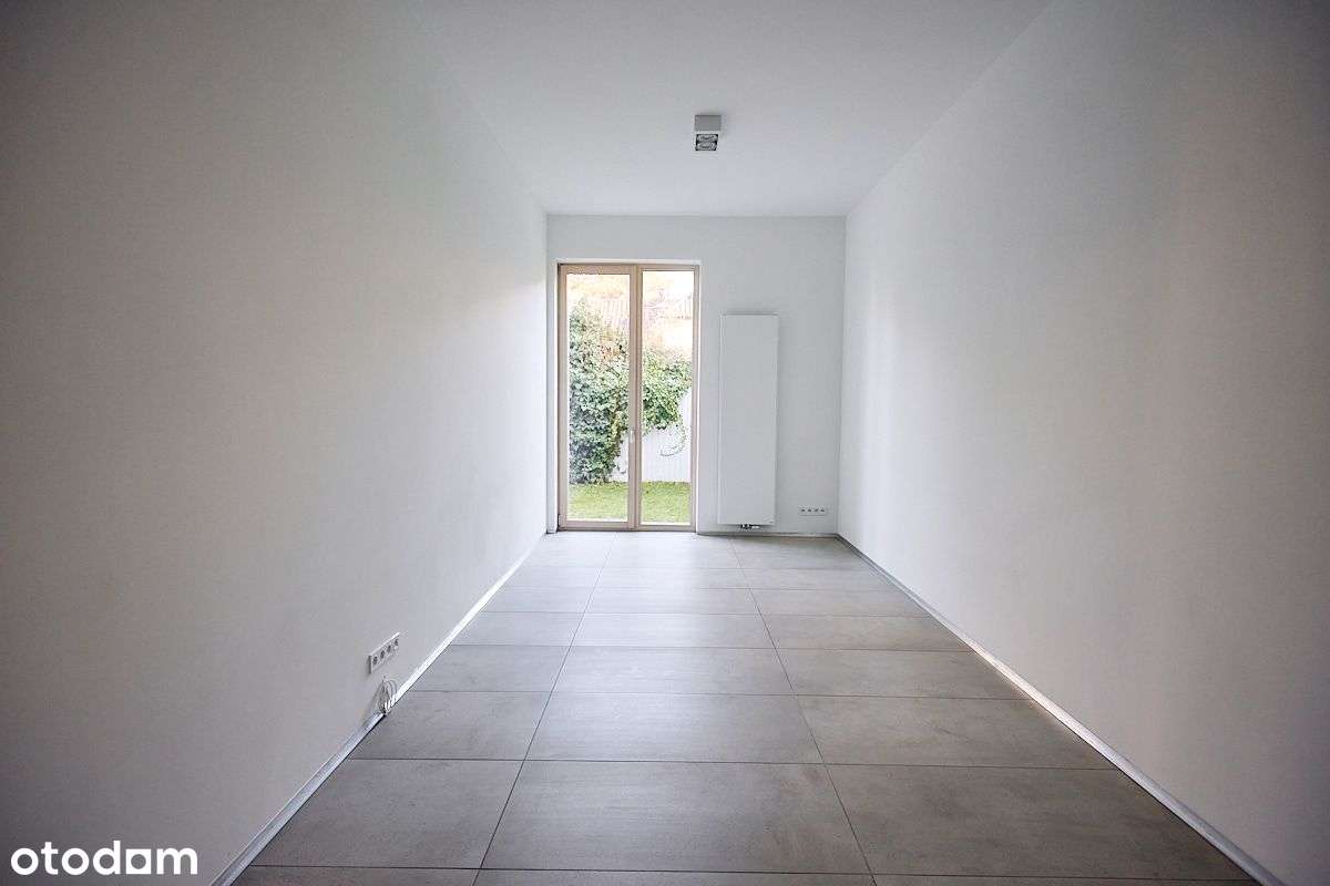 PRESTIŻOWY DOM W WYJĄTKOWEJ LOKALIZACJI WARSZAWY-8