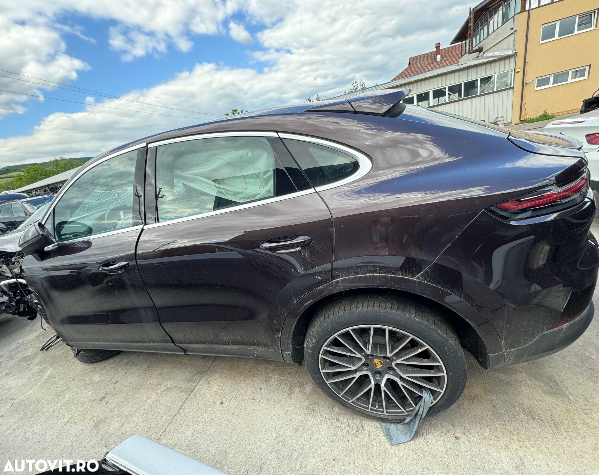 Porsche Cayenne Coupe Standard - 8