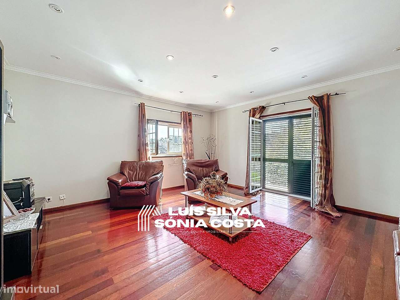 Moradia T3 Independente c/ Jardim, Áreas Generosas, Garagem p/...-6