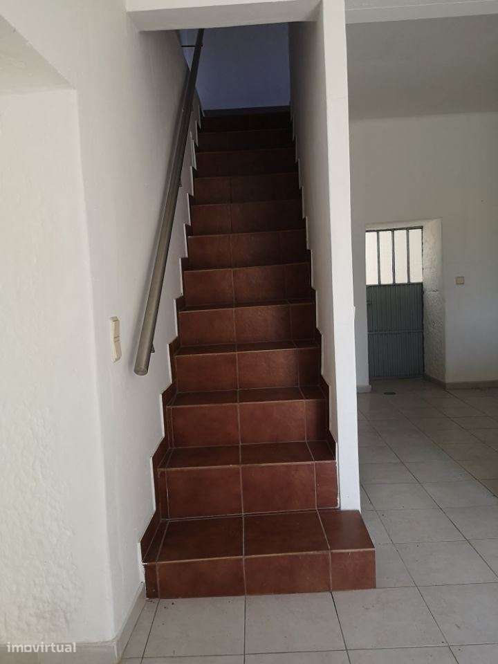 Moradia c/2 habitações + terreno p/construir / Escariz / Arouca-15