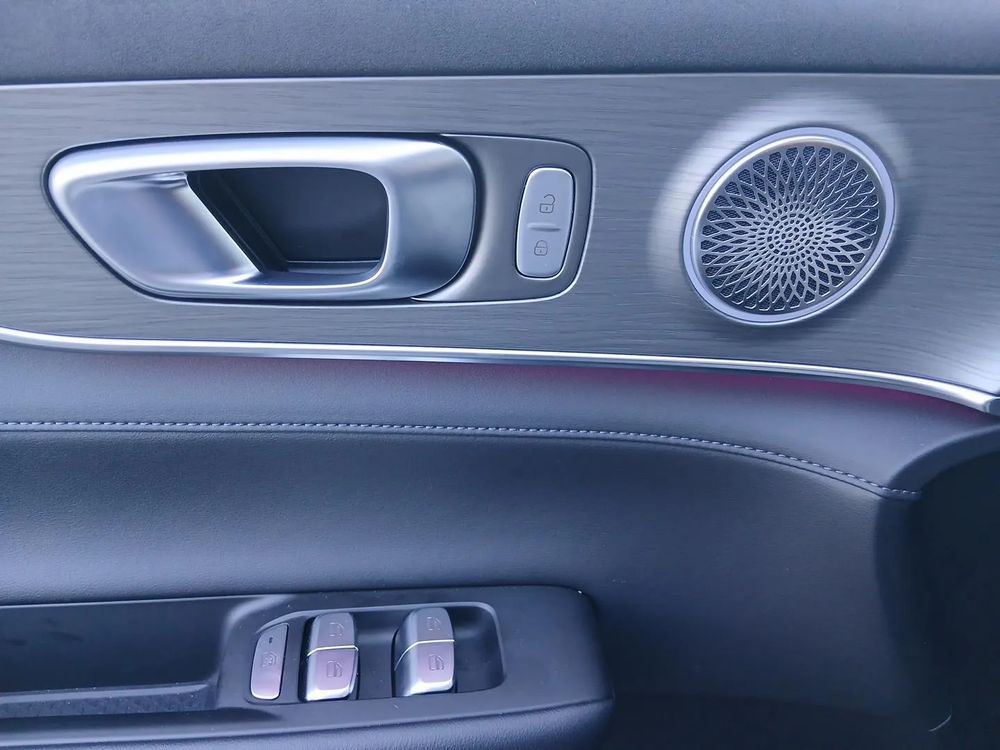 chery tiggo-8