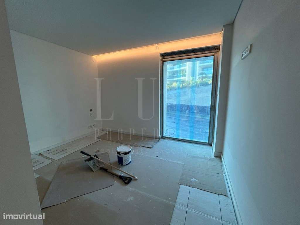 APARTAMENTO T1 DE LUXO EM PRESTIGIADO CONDOMÍNIO DE CASCAIS-33