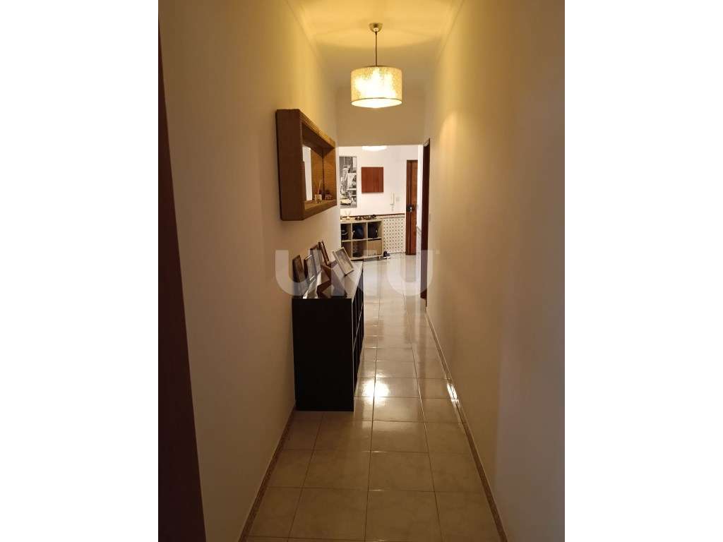 Apartamento T2 Casal do Marco-18