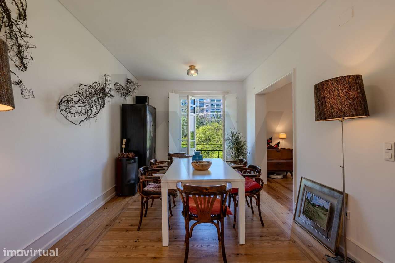 Apartamento T3 Renovado com Vista Desafogada para Jardim nas Avenidas - Grande imagem: 4/34