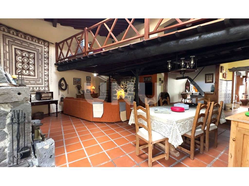 Moradia V3- São Vicente Ferreira-3