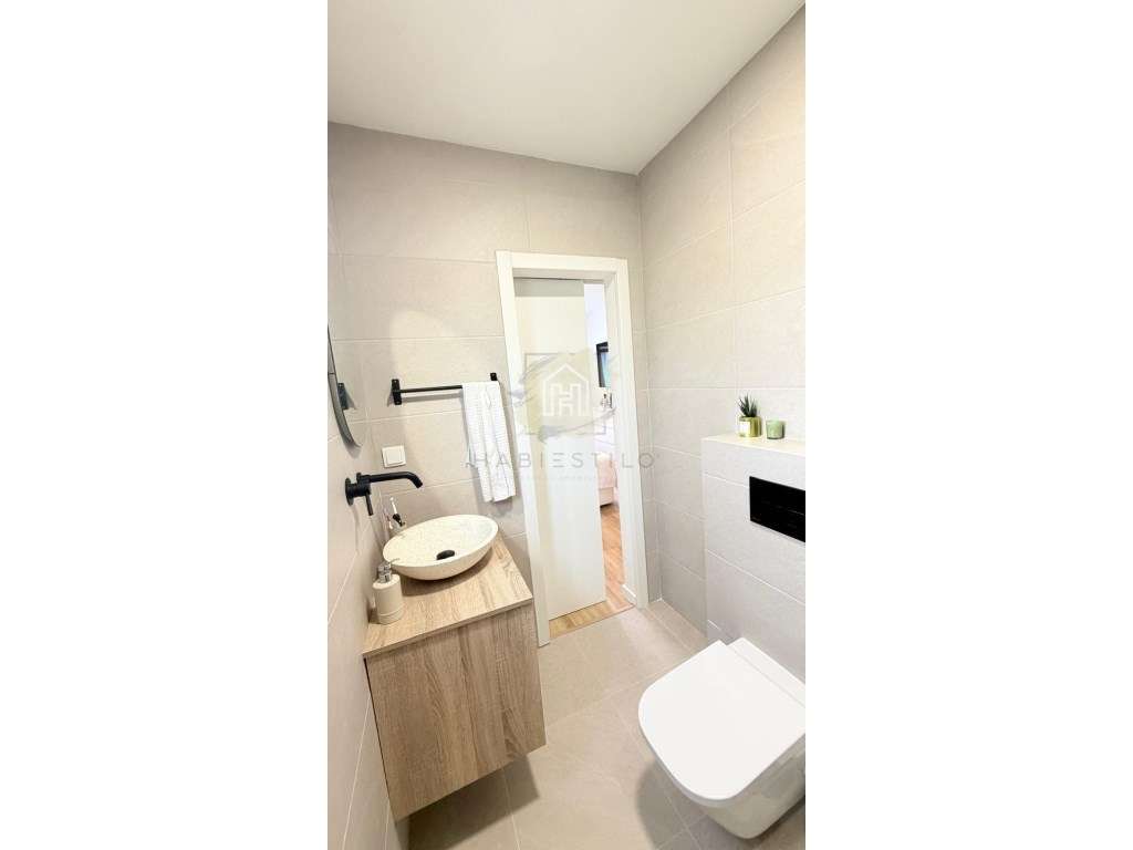 Apartamento T2 totalmente remodelado com suite-27