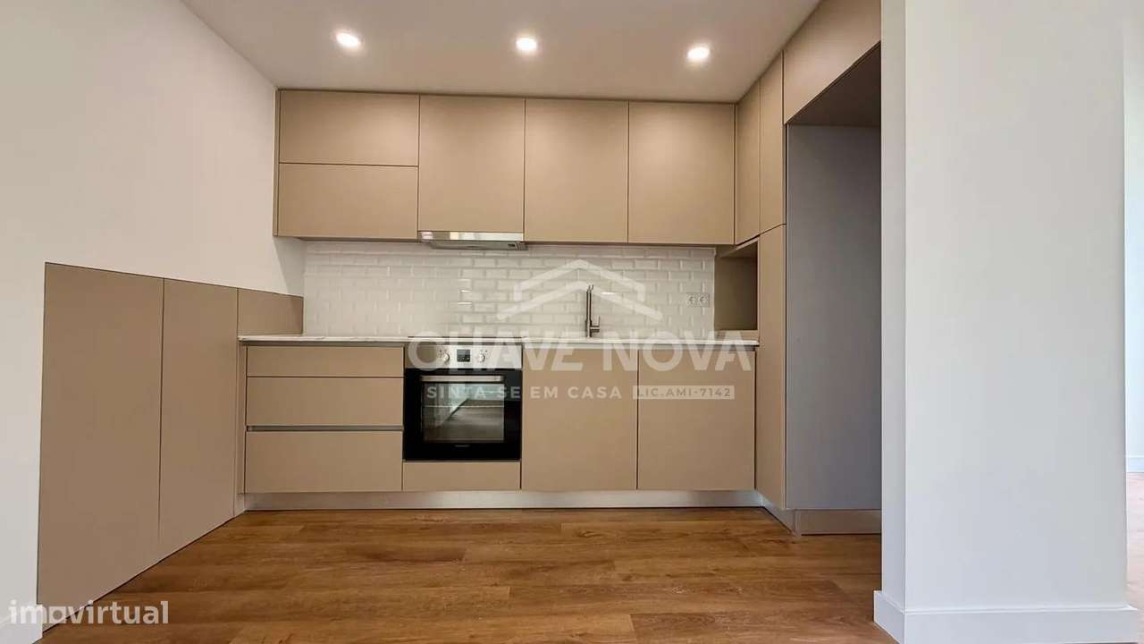 Moradia Renovada em São Felix da Marinha PRT/01604/CO - Grande imagem: 4/17