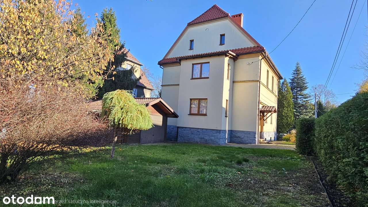 Przedwojenny dom z klimatem w centrum Bielska-Białej,   2 mieszkania - Pełny obrazek: 1/20